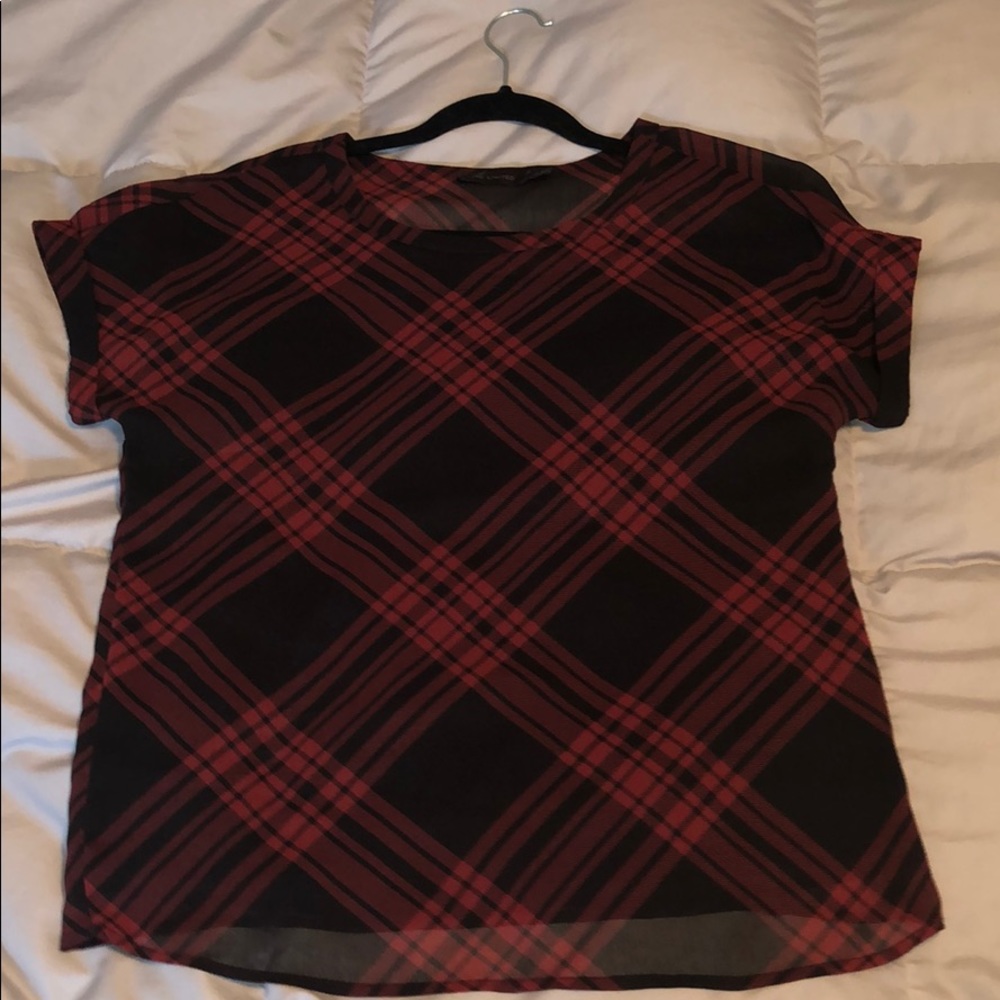 ❤️ 3/$15 ❤️ The Limited Plaid Top
